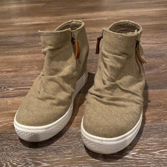 Funky burlap style ankle boot/ sneaker - Picture 1 of 2